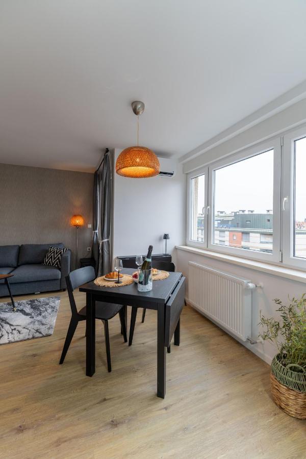 Elegant Tour As Studio Gilly With Open Views And A Balcony In The Center Lublaň Exteriér fotografie